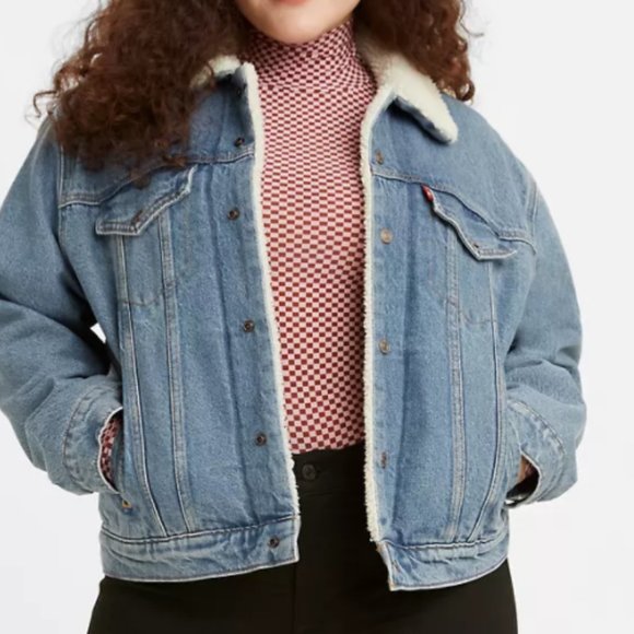 Levi's® Ex-Boyfriend Sherpa Trucker Jacket | Size Medium